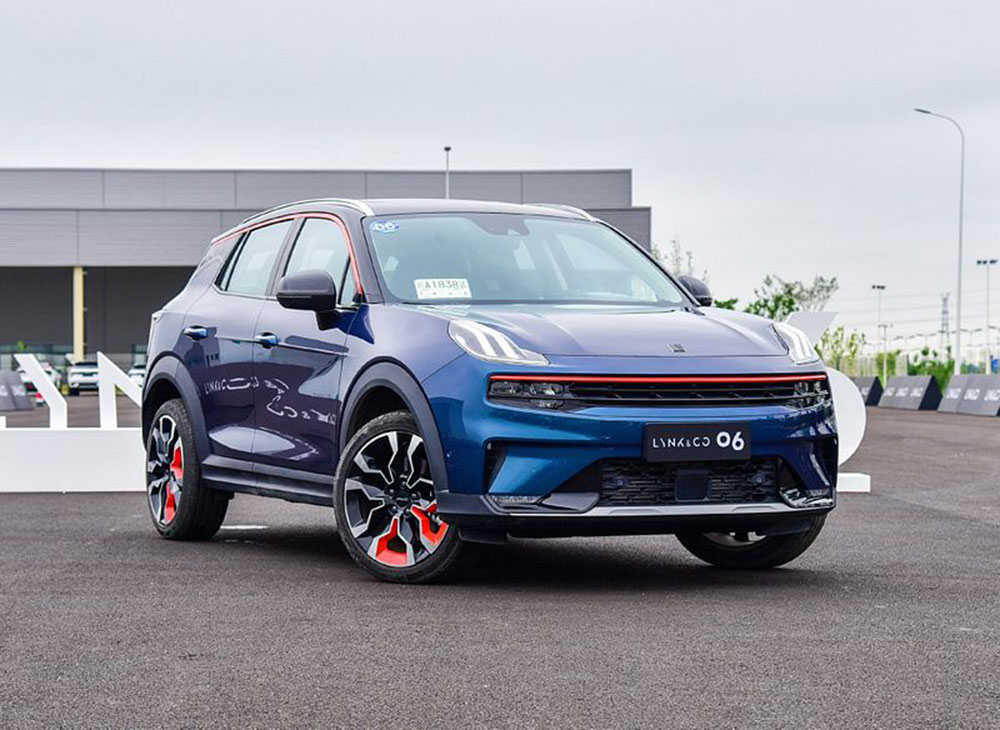 Lynk & Co 06