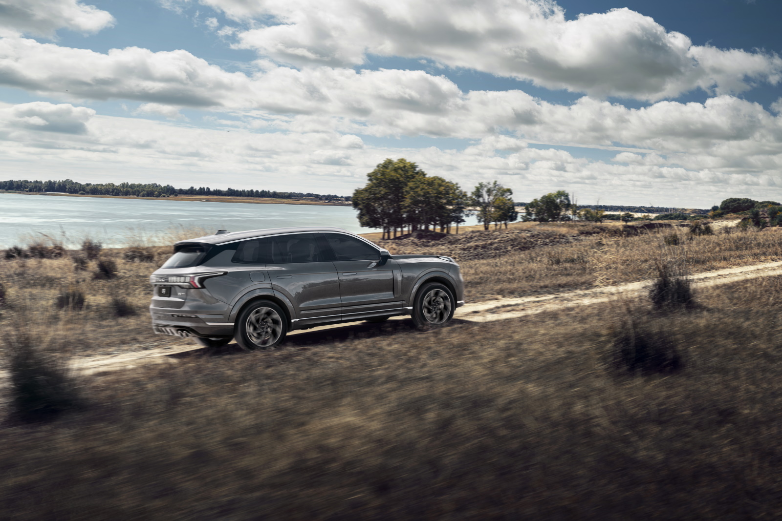 lynk_co_09-2